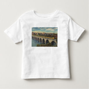 Camiseta Infantil Ponte do arco da pedra do cruzamento do trem