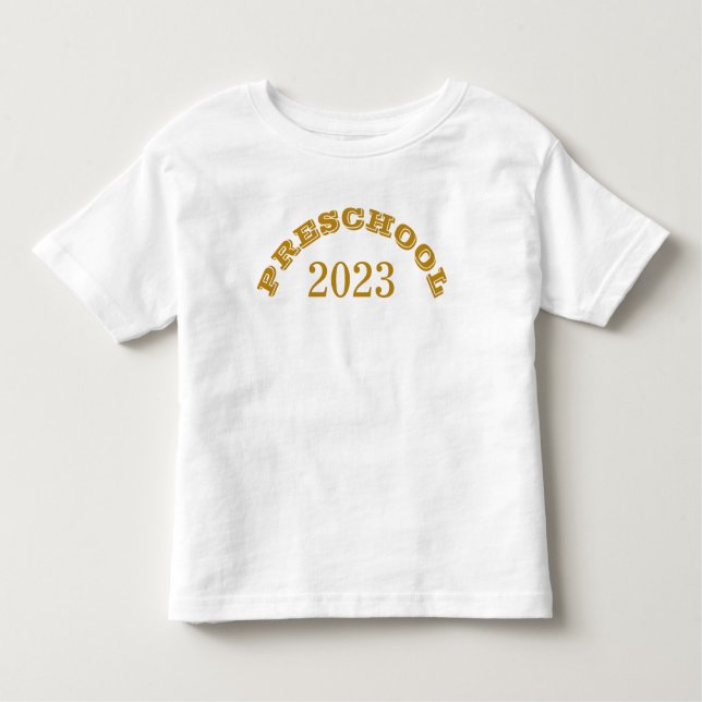 Camiseta Infantil Pré-Escolas 2023 Primeiro Dia de Escrita Dourada n (Frente)