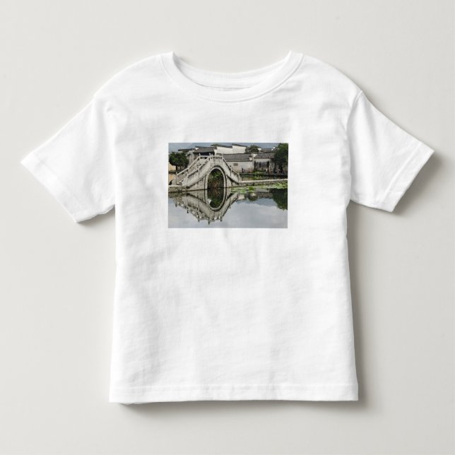 Camiseta Infantil Reflexo da ponte, Vila Hong Cun, Yi (Frente)