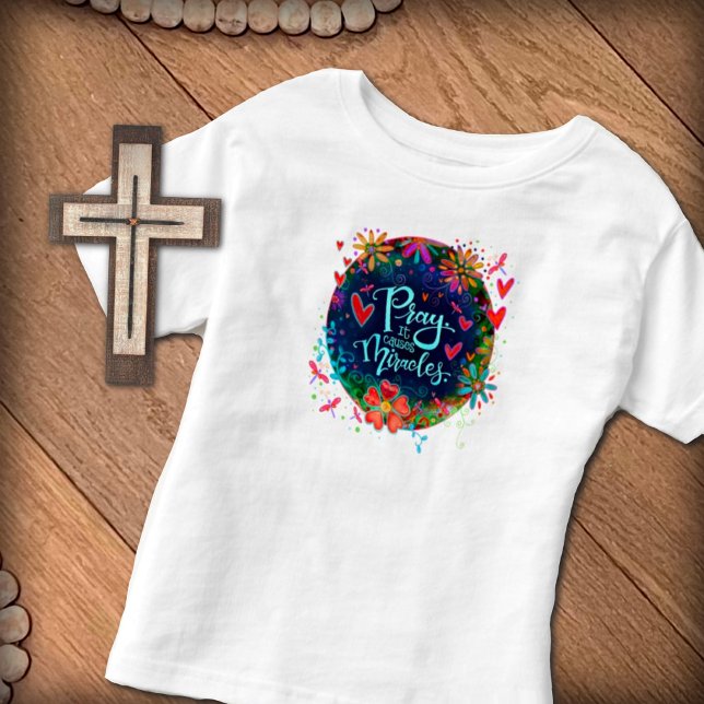 Camiseta Infantil Reze Milagres Lindas Florais Libélula Irelyn (Criador carregado)