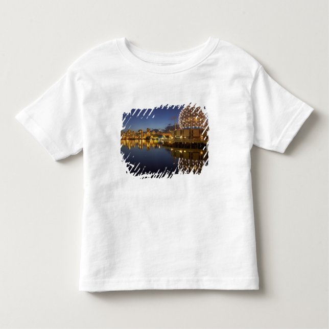 Camiseta Infantil Science World e CBD refletidos em False Creek, (Frente)