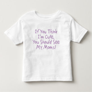 Camiseta Infantil Se acha que sou bonito, deveria ver minhas Mães