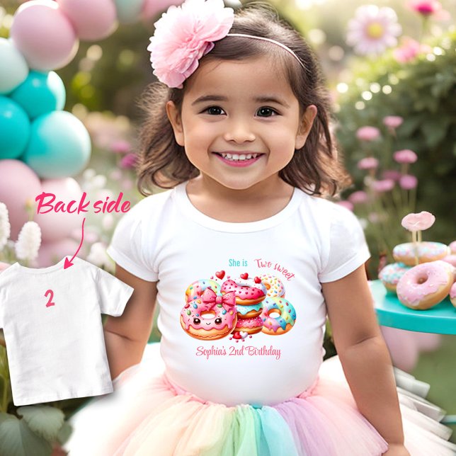 Camiseta Infantil segundo aniversário 2 - Bonita Rosquinha (2nd Birthday Two Sweet Cute Donut Girl Name Toddler T-shirt)