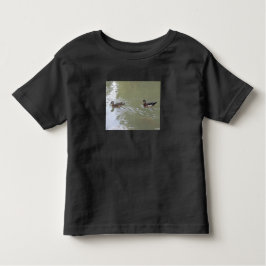 Camiseta Infantil Swimming Ducks