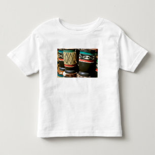Camiseta Infantil Tambores esculpidos à mão, Livingston, Zâmbia