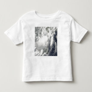 Camiseta Infantil Tempestade tropical Conson que aproxima Vietnam