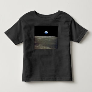 Camiseta Infantil Terra da Lua no Espaço Negro: Earthrise