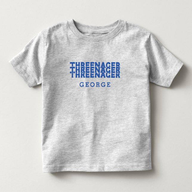 Camiseta Infantil Threenager Nome em Letra Retrô Azul (Frente)