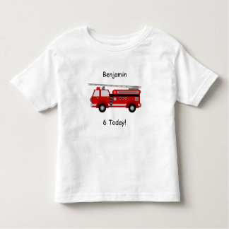 Camiseta Infantil Toddler Fire Truck T-Shirt com Nome e "6 Hoje!"