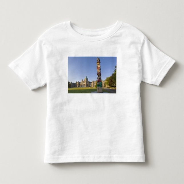 Camiseta Infantil Tóte no edifício do Parlamento em (Frente)