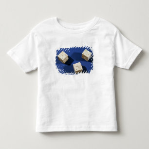 Camiseta Infantil Três dados, da acrópole em Osteria