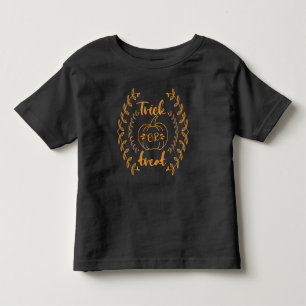Camiseta Infantil Truque ou tratamento no quadro das plantas