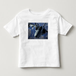 Camiseta Infantil Um AMX italiano é reabastecido por um