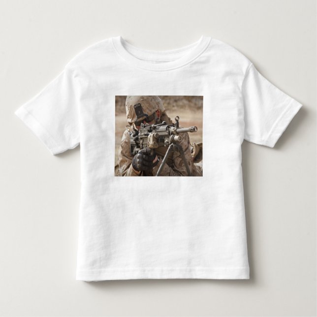 Camiseta Infantil Um atirador automático de armas fornece instrutor (Frente)