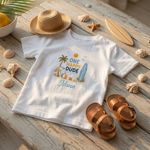 Camiseta Infantil Um Cara Feliz de Surf na Praia de Aniversário