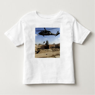 Camiseta Infantil Um rappels de um HH-60 2