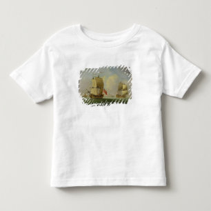 Camiseta Infantil Um Sloop inglês e uma fragata em uma brisa clara 