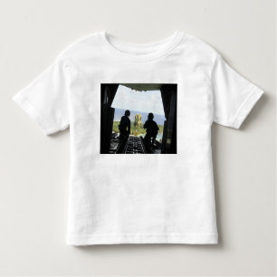 Camiseta Infantil Uma caixa de produtos humanitários