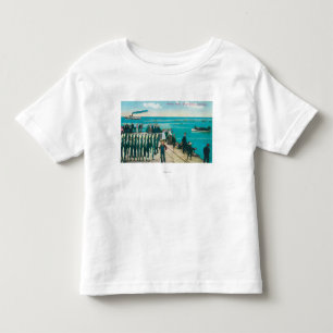 Camiseta Infantil Uma cena da pesca com uma captura enorme