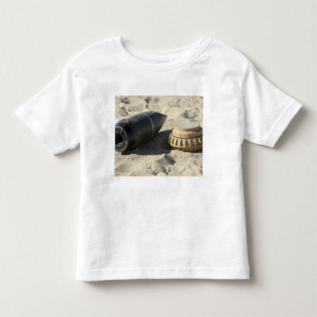 Camiseta Infantil Uma exibição estática de um shell de ordem convert (Frente)