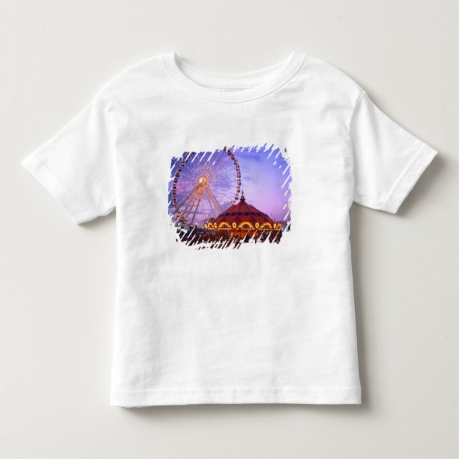 Camiseta Infantil Uma roda e um carrossel no Marinho Pier in (Frente)