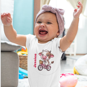Camiseta Infantil Vaca Fofa Andando de Bicicleta com o Nome da Crian