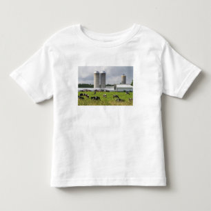 Camiseta Infantil Vacas leiteiras e fazenda perto do Condado de Tayl