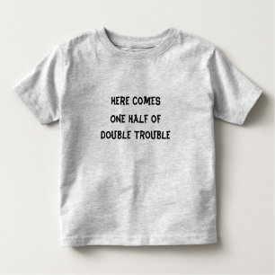 Camiseta Infantil Vêm aqui um meio do t-shirt dobro do problema