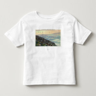 Camiseta Infantil Vista do outro Adirondack Mts acima das nuvens