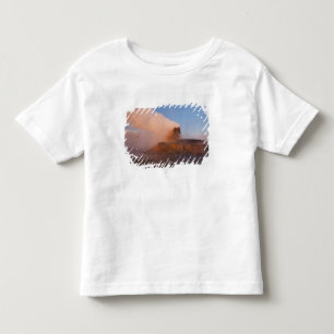 Camiseta Infantil Voe Geyser com neve com cobertura de Granito