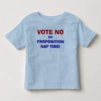 Vote não no t-shirt do miúdo do tempo da sesta da