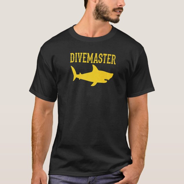 Camiseta Instrutor de mergulho Divemaster Bandeira de mergu (Frente)