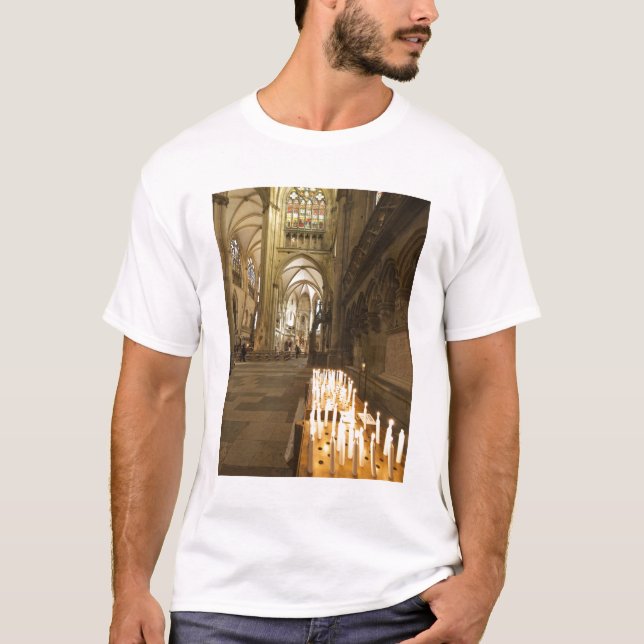 Camiseta Interior das Ruas, Catedral de Peter, em Regensbur (Frente)