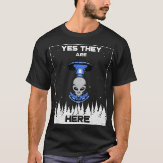 Camiseta Invasão alienígena. Aliens Estão Aqui