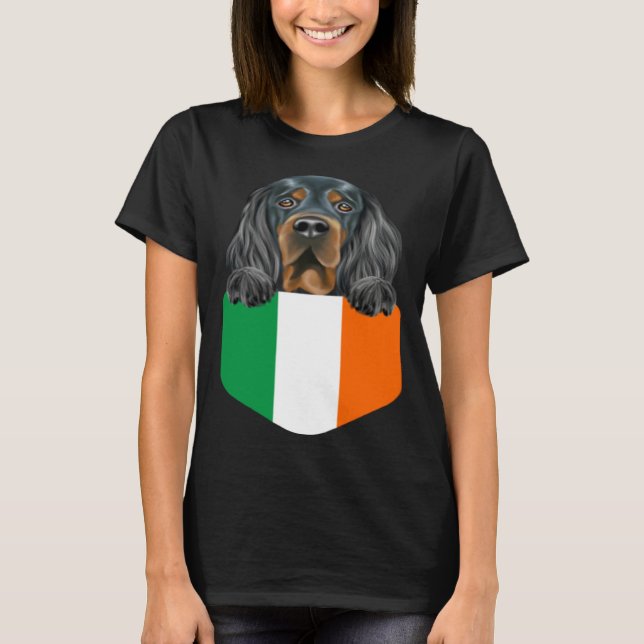 Camiseta Ireland Flag Gordon Setter Dog In Pocket (Frente)