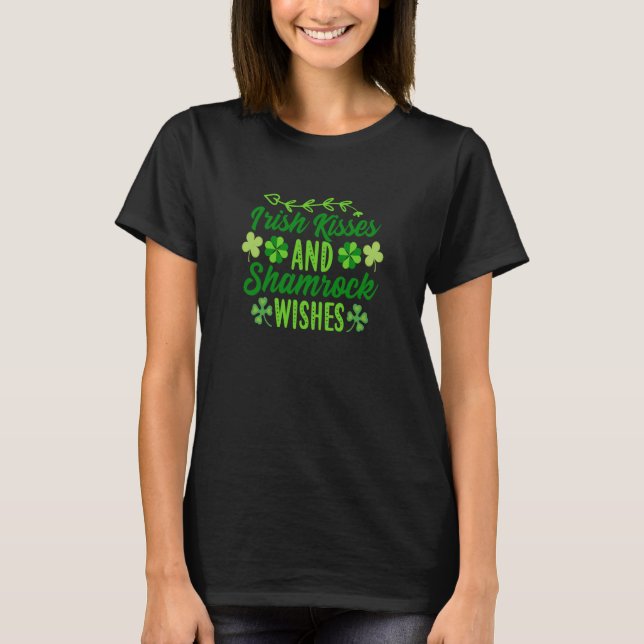 Camiseta Irish Kisses and Shamrock Wishes C (Frente)