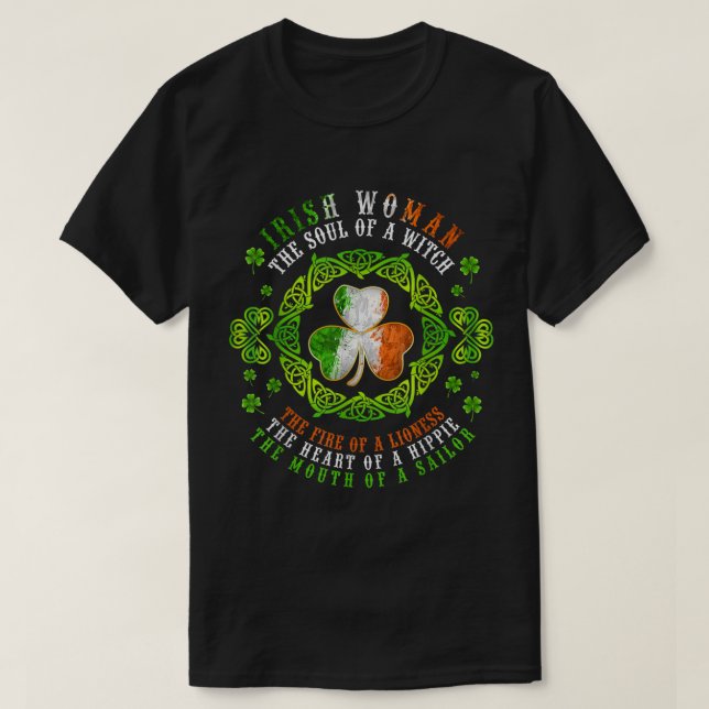 Camiseta Irish Woman Soul Of A Witch Shamrock St Patrick's  (Frente do Design)