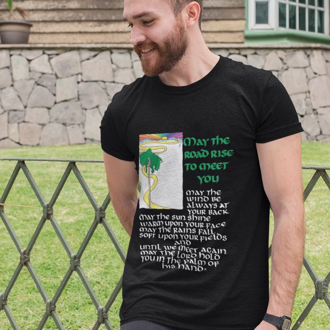 CAMISETA IRLANDÊS BATENDO QUE A ESTRADA SE LEVANTA PARA TE  (Criador carregado)