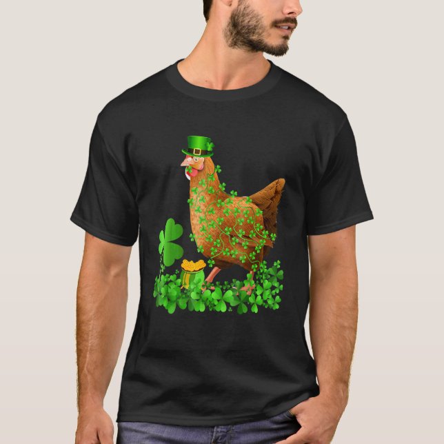 Camiseta Irlandês Shamrock Leaf Leprechaun Hat Chicken Rua  (Frente)