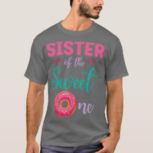 Camiseta Irmã Do Bolo De Rosquinha Doce Feliz De Mim Irmão