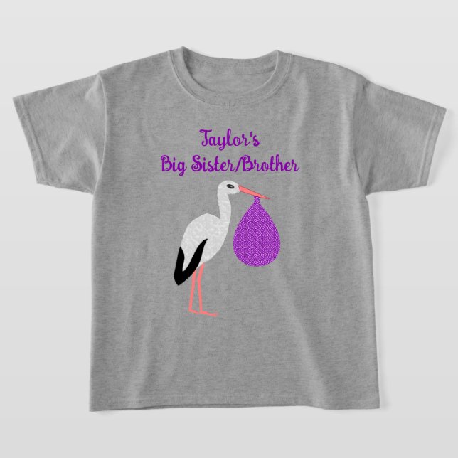Camiseta Irmã/Irmão de Bebê de gênero neutro com cegonha Ro (Postura )