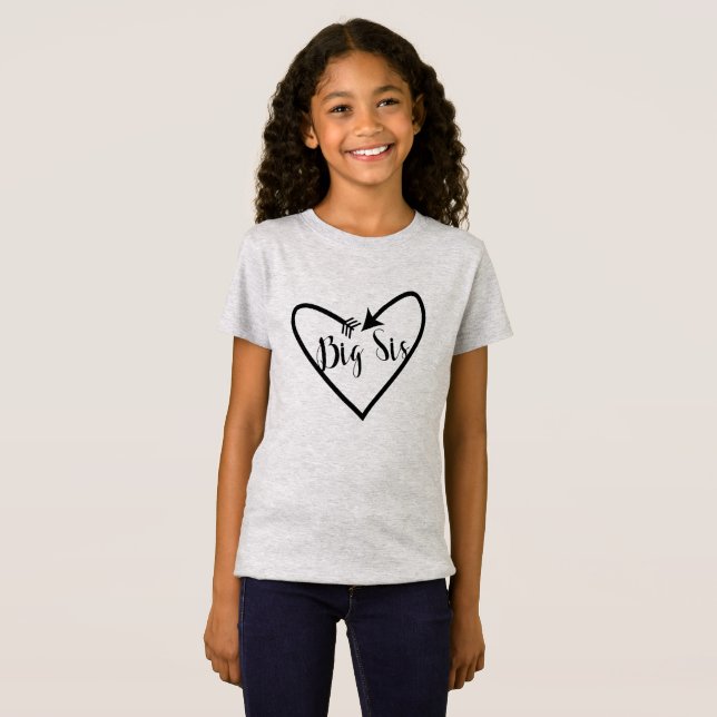 Camiseta Irmã Mais Velha Criança Script Seta Coração Boho (Frente Completa)