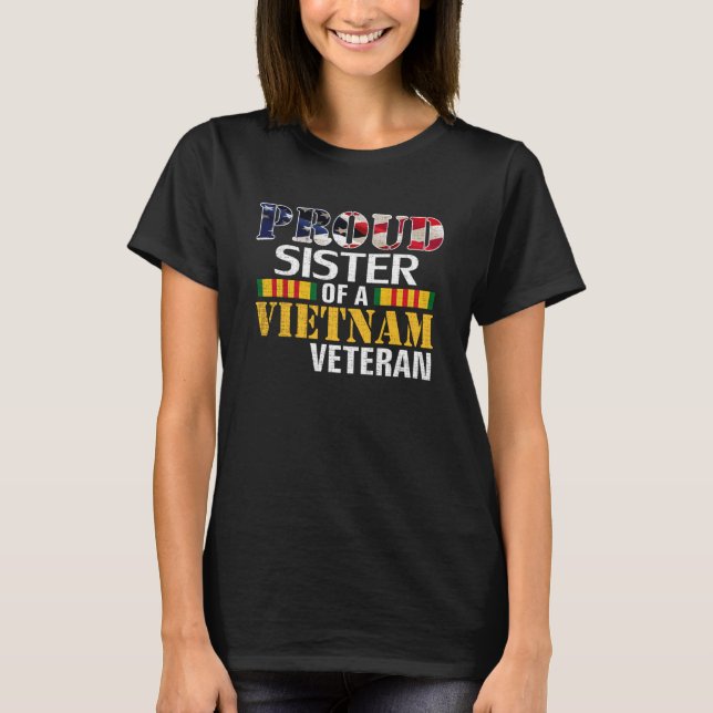 Camiseta Irmã Orgulhosa De Um Veterano Vietnã Para O Dia Ve (Frente)