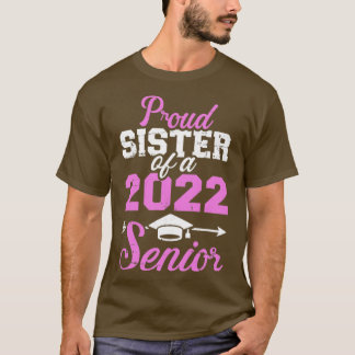 Camiseta Irmã orgulhosa de uma turma de graduação de mais v