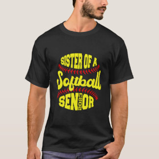 Camiseta Irmã Orgulhosa De Uma Veterana De Softbol Graduada