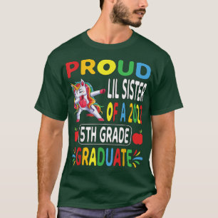 Camiseta Irmã Orgulhosa do Formando 5 2022 Dabbin