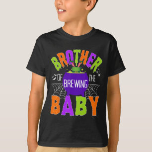 Camiseta Irmão Da Criação Por Homens Do Dia Das Bruxas Cria