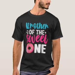 Camiseta Irmão da Doce Primeira Família de Aniversários