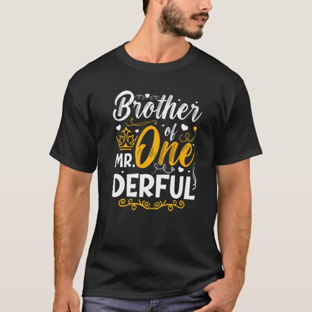 Camiseta Irmão Do Sr. Um Partido Derrogado Que Corresponde  (Frente)