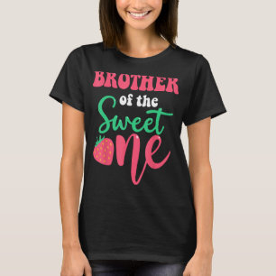 Camiseta Irmão do Sweet One Strawberry Summer First B